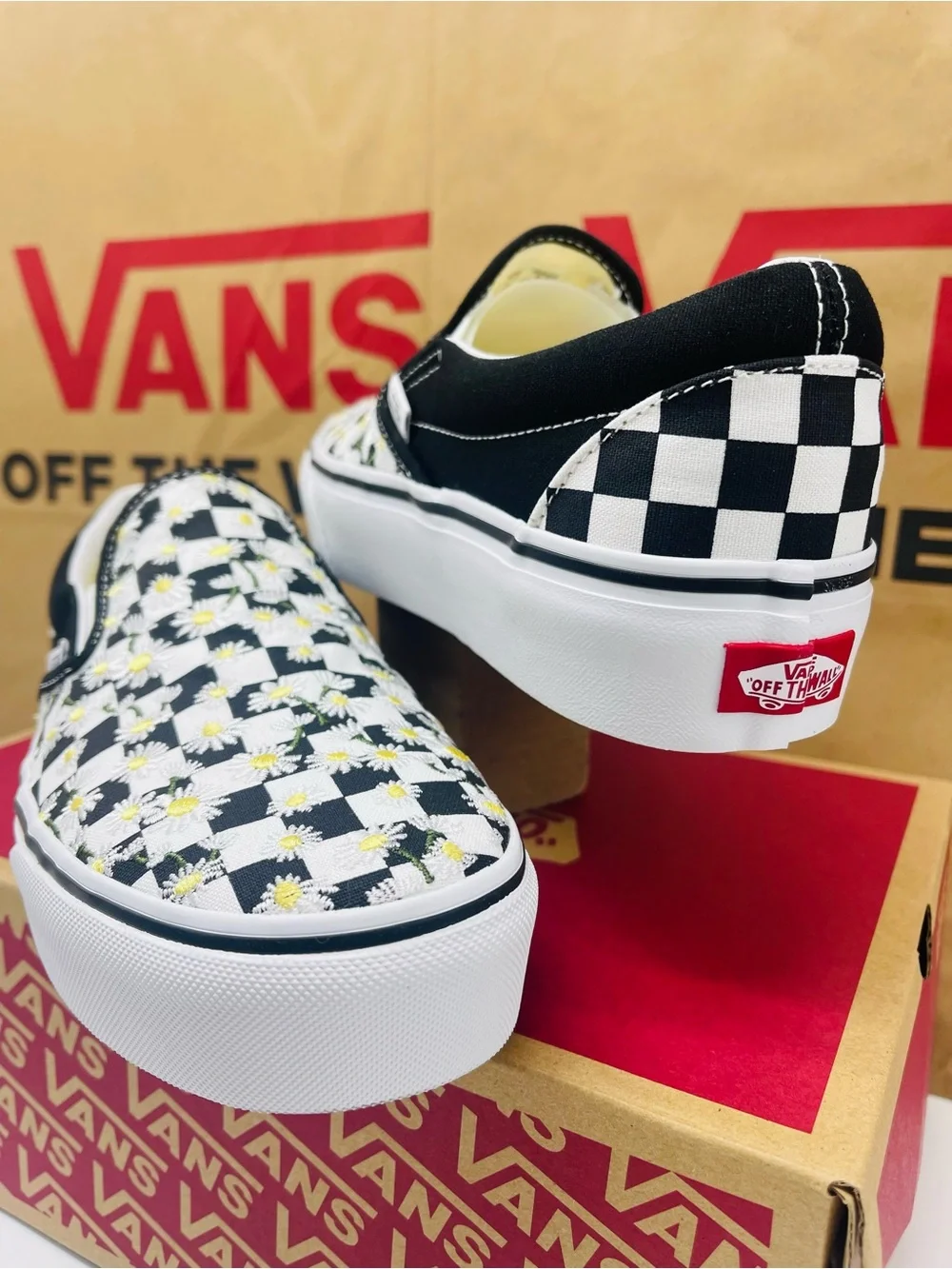 Vans Classic Slip-On Platform FLORAL CHECKERBOARD BLACK/WHT VN000EA9BA2 Sneakers